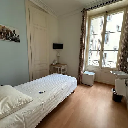 Des Tourelles Hotel