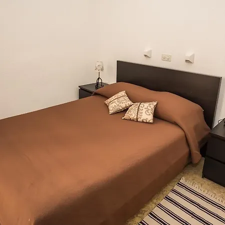 Des Tourelles Hotel 2*