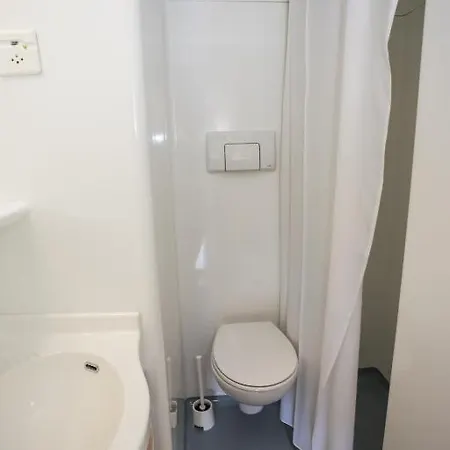 Des Tourelles Hotel 2*