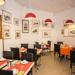 Hotel Des Tourelles 2*