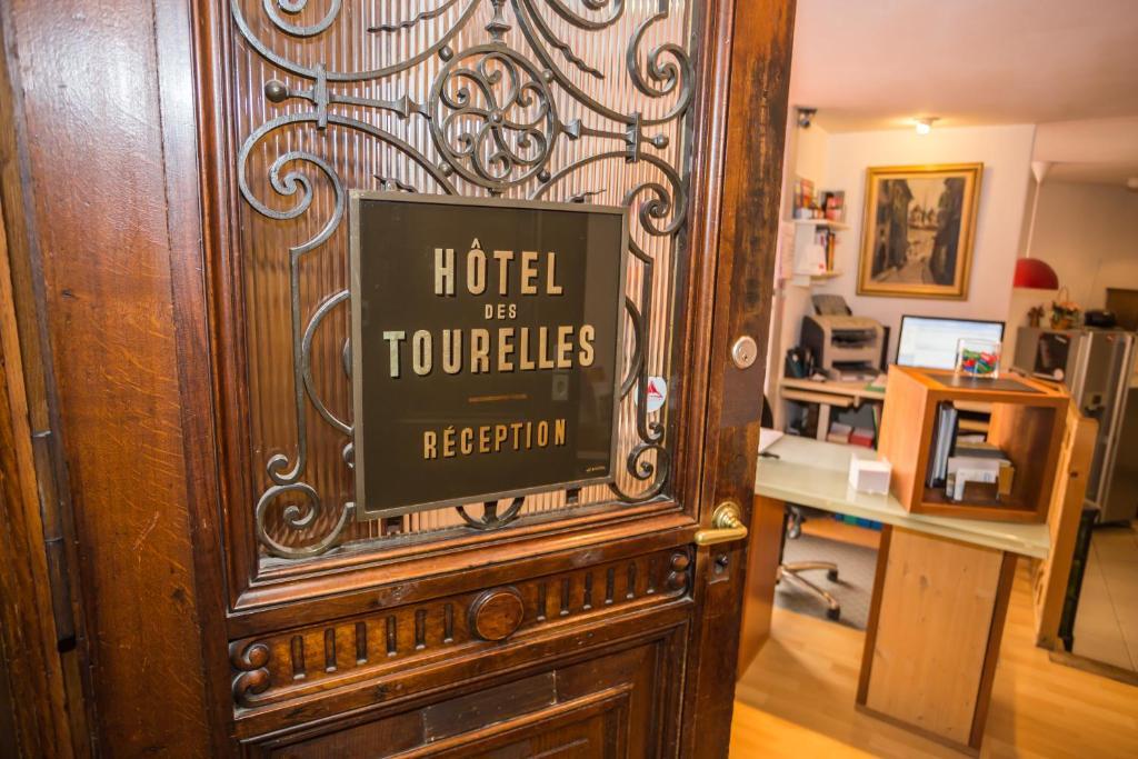 Des Tourelles Hotel 2*